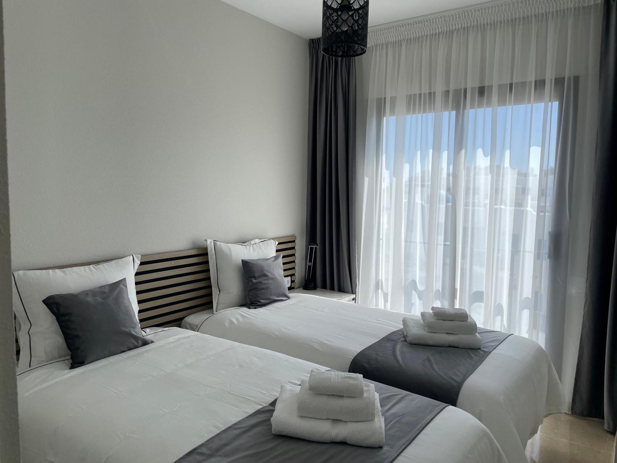 Apartamento En Marina Duquesa Castillo de Sabinillas Esterno foto