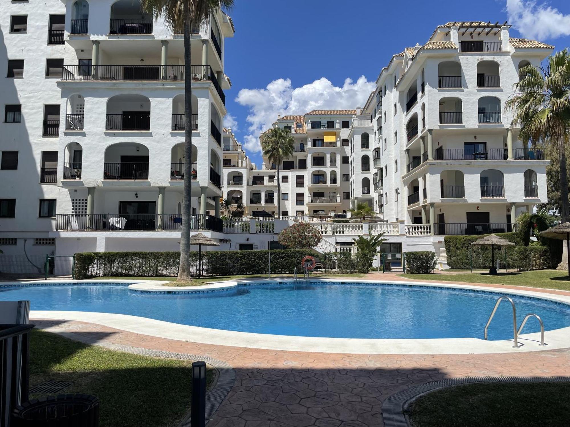 Apartamento En Marina Duquesa Castillo de Sabinillas Esterno foto